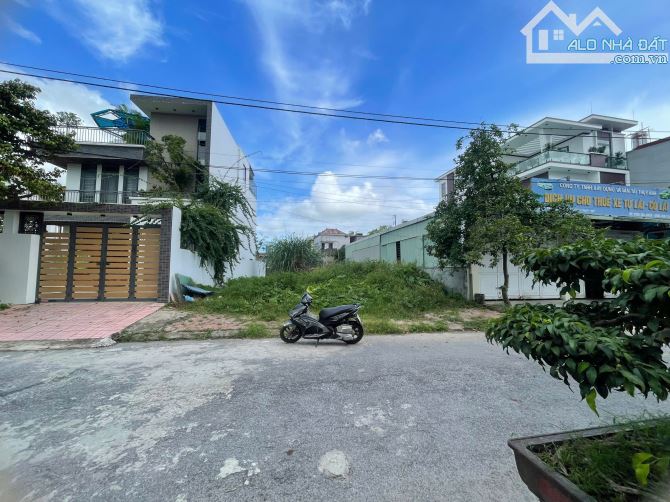 Chuyển nhượng lô đất 200m2 ngang 10m CC Tắc Giang Kiến Thụy Hải Phòng - 3