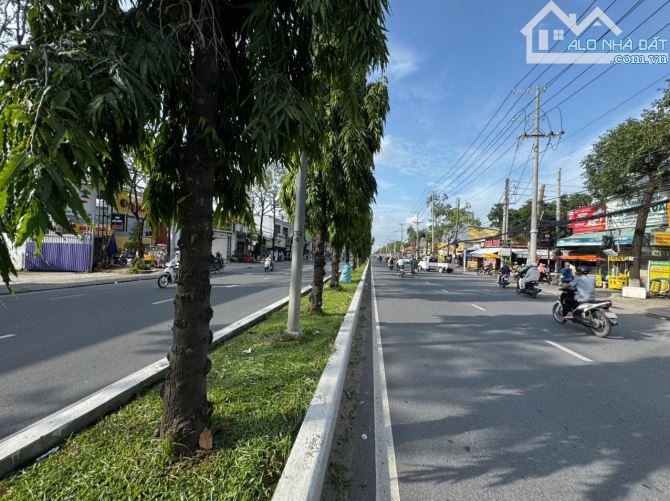 NHÀ MẶT TIỀN 10 x 31 ĐƯỜNG NGUYỄN VĂN CỪ CÁCH TRƯỜNG ĐHYD 80M - 3