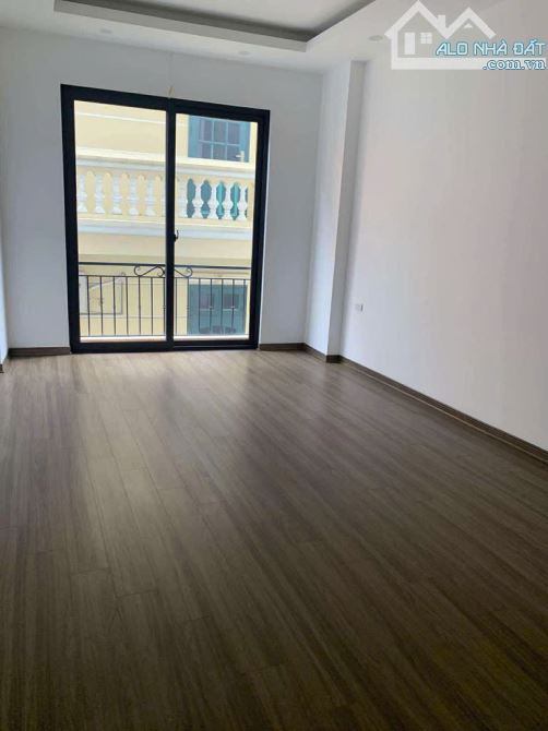 NHÀ XUÂN LA – 5 TẦNG MỚI ĐẸP – 20M RA VÕ CHÍ CÔNG – 8 TỶ - 3