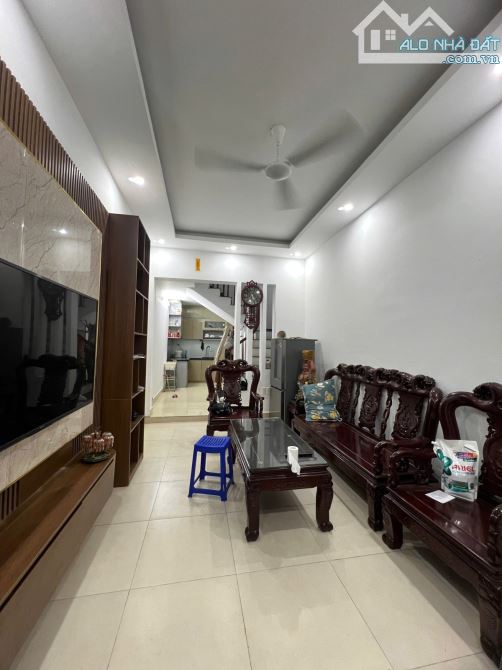 HỒNG MAI , 43M² , NHÀ MỚI DÂN XÂY , LÔ GÓC 2 THOÁNG , Ô TÔ ĐỖ CỬA , NGÕ THÔNG , 13,2 TỶ - 3
