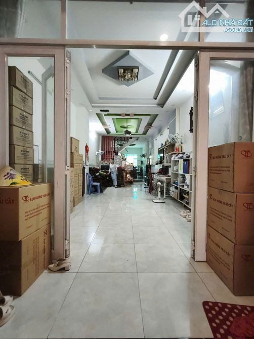 Siêu Phẩm mặt tiền Kinh Doanh chợ Bình Thành 138m2 ngang 6,5m cực hiếm,3 Tầng 11 tỷ 3 - 3