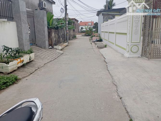 Chuyển nhượng lô đất 193,8m2 ngang 7,05m Thanh Sơn Kiến Thụy giá 2,4 tỷ - 4