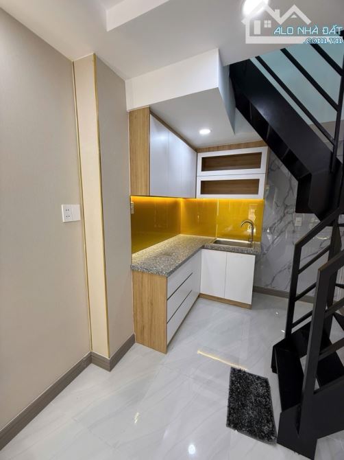 Mặt tiền đường số 2 P.16 GV, 2 tầng full nội thất, SHR hoàn công đủ, nhỉnh 2 tỷ - 4
