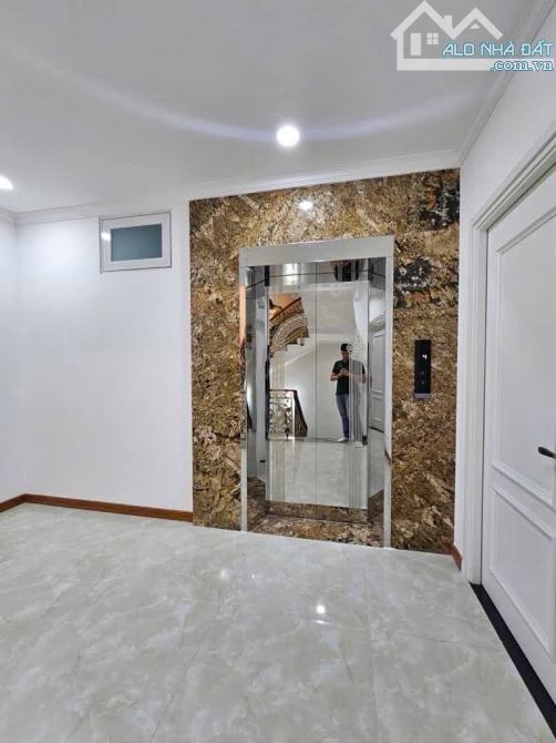 Bán Biệt thự hẻm 6m Trịnh Đình Trọng Tân Phú 8x19.5m đúc 3 lầu ST (trang bị thang máy) - 4