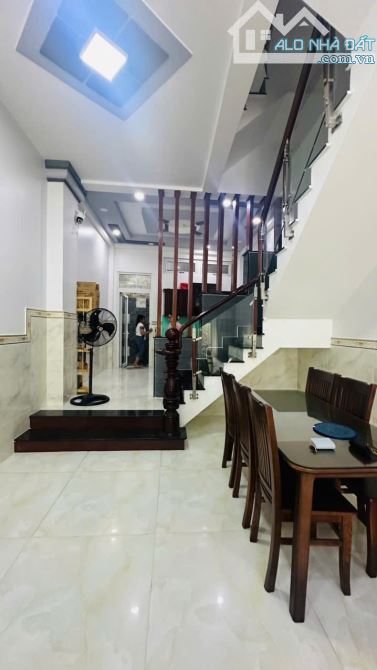 BÁN NHÀ VÒNG XOAY AN LẠC BÌNH CHÁNH  P16 Quận 8 - 4