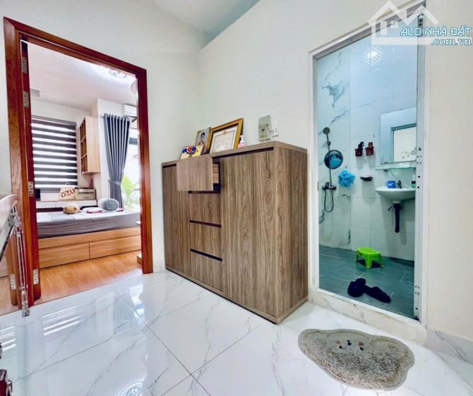 Bán nhà đường Quang Trung, Gò Vấp, tặng full nội thất, 4x12m, nhỉnh 4 tỷ - 4