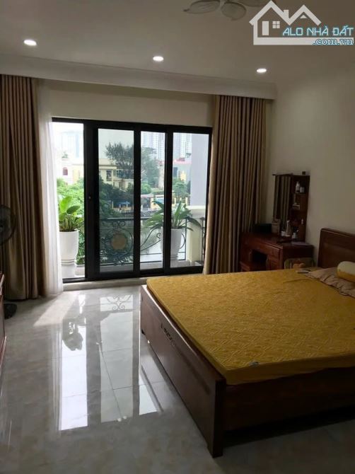 Siêu phẩm Phố Bồ Đề, Long Biên, 90m², View Hồ- Vỉa hè kinh doanh đỉnh, Giá 30.9 tỷ - 4