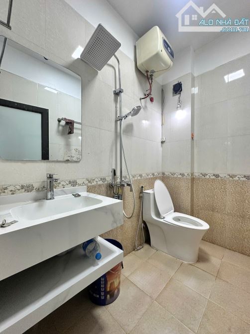NHỈNH 11 TỶ  NHÀ DOÃN KẾ THIỆN, HỒ TÙNG MẬU, CẦU GIẤY, DT 50M, 5 TẦNG, MT 4M - 4