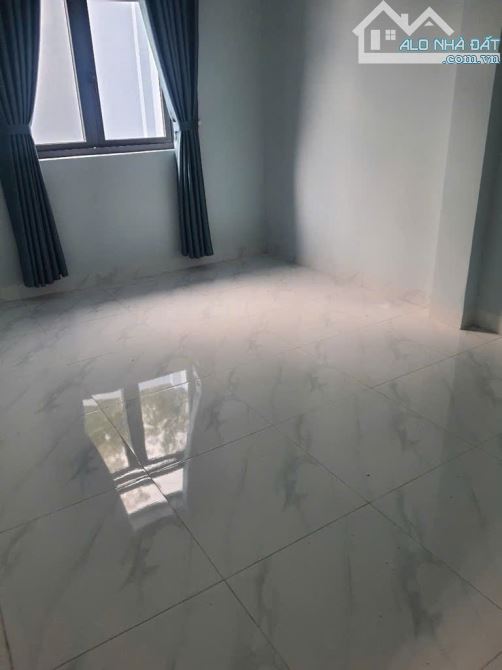 NHÀ 3 LẦU – 2 MẶT TIỀN – DT 93.6M² – HẺM XE HƠI ĐƯỜNG SỐ 4 – LÒ LU, TRƯỜNG THẠNH - 4