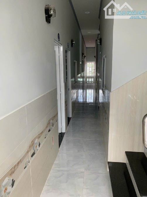 Nhà Bè - Gia đình đi định cư Mỹ nên bán CHDV - Gần 3 trường ĐH Tài Nguyên - ĐH Mở, ĐH Thể - 4