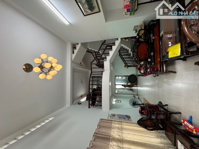 Bán nhà 5 tầng lô góc mặt tiền Nguyễn Trường Tộ , 100 m2   -Giá 16 tỷ P Tân Thành -Tân Phú - 4