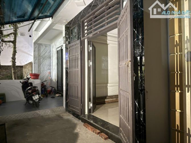 Bán nhà Trung Tựu, Bắc Từ Liêm, 36m2, 4 tầng, giá 5.2 tỷ   NHÀ ĐẸP - 6 NGỦ - 4
