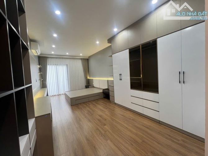 BÁN NHÀ CỔ LINH, TƯ ĐÌNH LONG BIÊN 58M 7 TẦNG THANG MÁY GARA Ô TÔ GIÁ 18,2 TỶ - 4