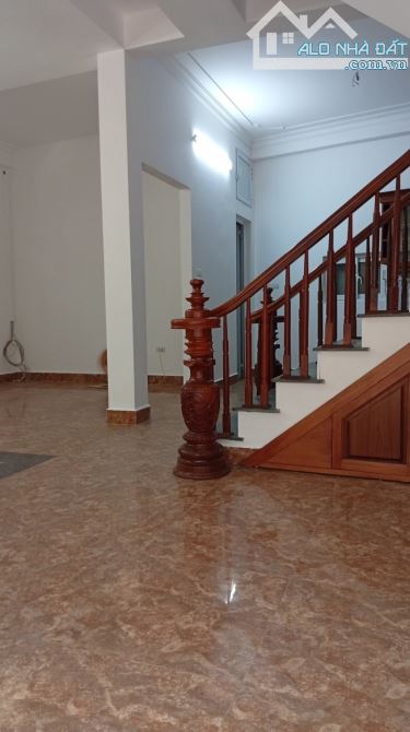 Bán nhà Nguyễn Văn Cừ,Long Biên 4 tầng,60m,mt7.2m lô góc nhỉnh 11 tỷ - 4