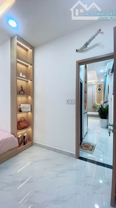 BÁN NHÀ LÊ VĂN DUYỆT 37M2 (4.4X10) 3PN SÁT Q1 HẺM ĐẸP CHỈ 5,9 TỶ - 4