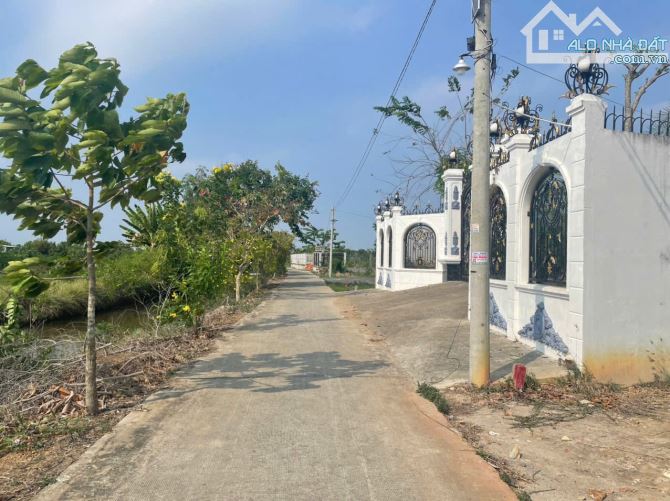 CẦN BÁN GẤP - ĐẤT THỔ CƯ MẶT TIỀN ĐƯỜNG LỚN - GIÁ TỐT ĐẦU TƯ - 5