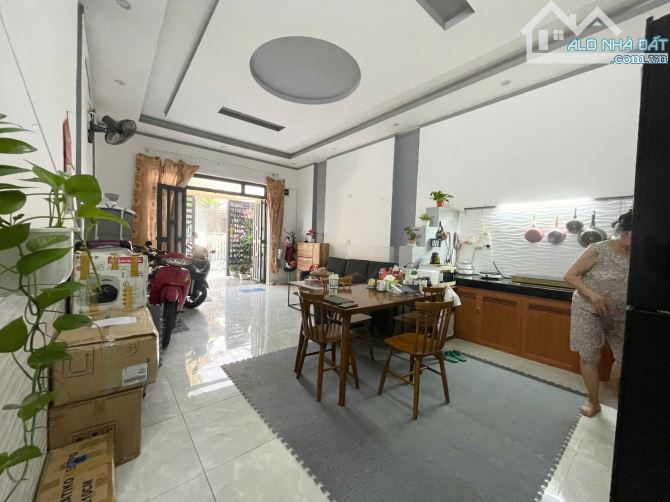 Bán Nhà 1 trệt Gác Đỗ, dt 5 x 20m Sổ Riêng Thổ cư 100%, kp2 Trảng Dài, Biên Hòa, giá 2,79t - 5