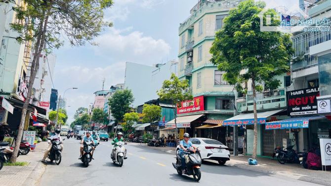 Bán nhà sát mặt tiền Huỳnh Mẫn Đạt Quận 5 đúc 5 tầng 7PN dòng tiền 29tr/th tặng nội thất - 5