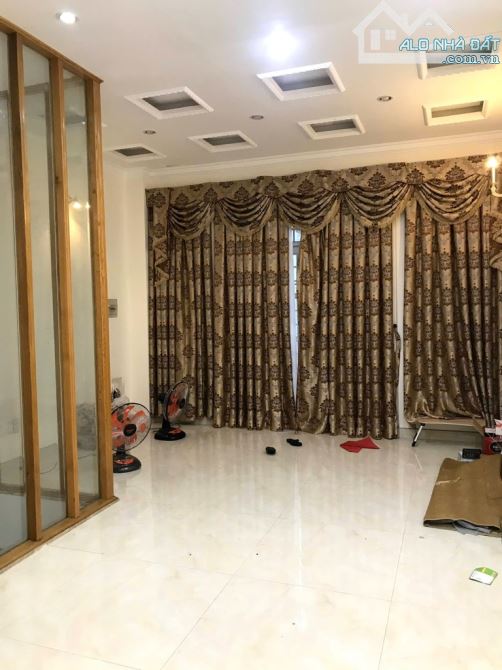 Gần sát mặt tiền Đỗ Thừa Luông hẻm xe tải 4 tầng 4.4x12m ko lộ giới chỉ 7.45 tỷ - 5