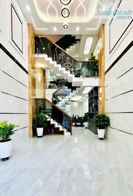 HẺM XE TẢI NÉ THÔNG HƯƠNG LỘ 2 MÃ LÒ Sát AEON MALL 5 Tầng 4M13M Chỉ 7.2 TỶ - 5