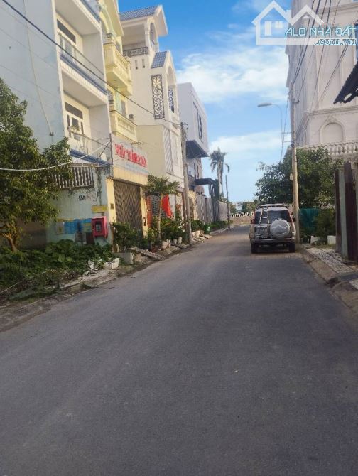 Bán biệt thự khu Bến Xưa, Quận 12, 144m², 3 tầng, ngang 9.2m, đường 10m, nhỉnh 14 tỷ - 6