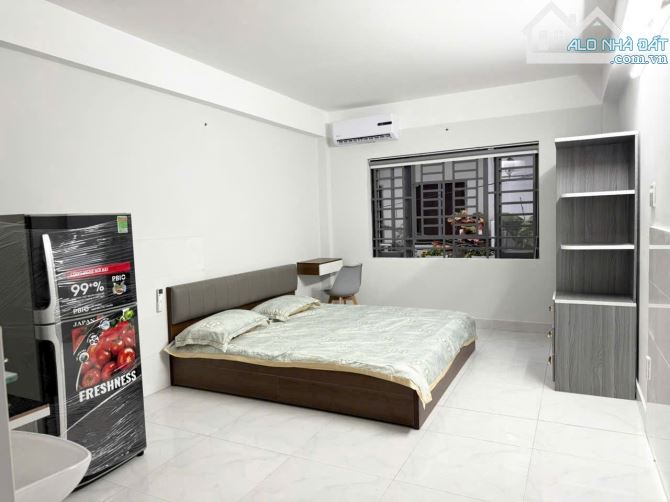 Giáp Phú Nhuận, Bán Căn Hộ Dịch Vụ 8 Phòng Gò Vấp, 50m2- 5 tầng - 7.5 tỷ dòng tiền 40tr/th - 6