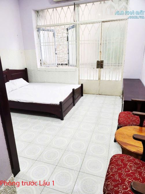 Bán nhà hẻm Dương Bá Trạc Phường 1 Quận 8. Nhà hẻm xe hơi thông thoáng, gần cầu Nguyễn Văn - 6