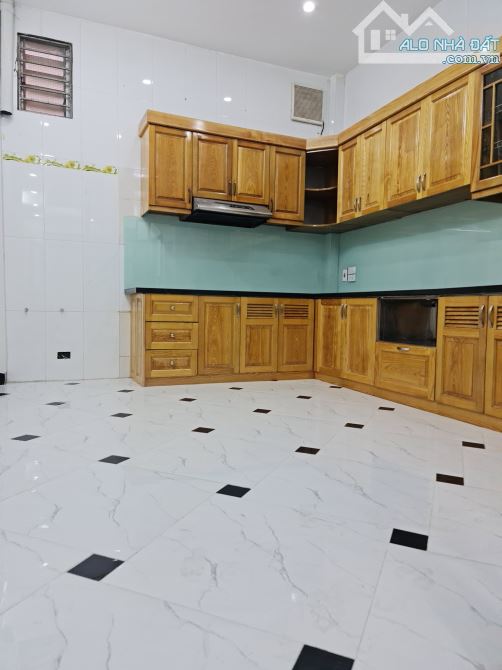 Nhà Chủ Tự Xây Phố Đội Cấn, Ngõ Ba Gác, DT 42m2*4T, MT 3.5m, Giá 8.1 Tỷ. - 6