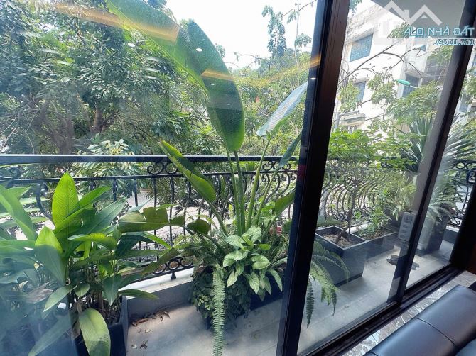 CĂN GÓC 7 TẦNG YÊN LÃNG - 56,7M2 x MT 10m - 29,5 TỶ - NỘI THẤT CAO CẤP - SỔ ĐỎ CHÍNH CHỦ - 7