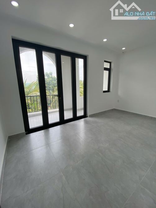 NHÀ MT VỪA Ở VỪA KINH DOANH 5MX22M - 2 tỷ 850 - 7