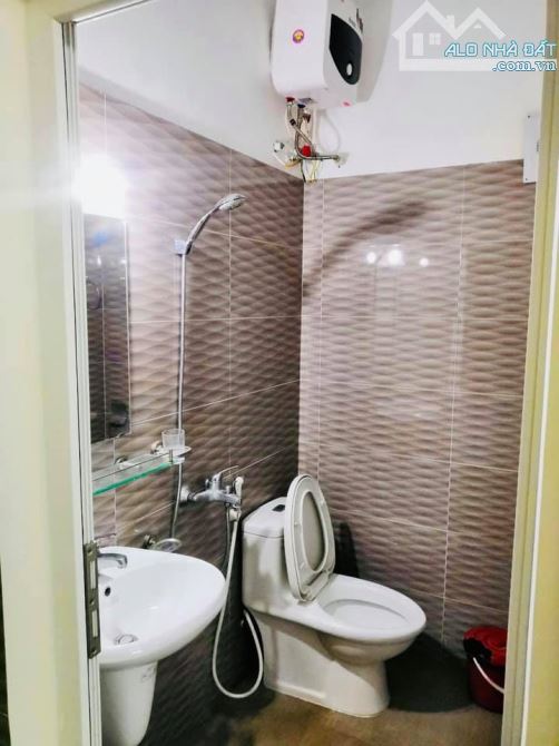 Bán nhà 4 tầng Khuất Duy Tiến, Thanh Xuân. 40m², MT 4.1m – gần phố, ở ngay, giá chỉ 7.8 tỷ - 7
