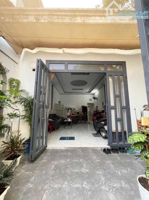 Bán Nhà 1 trệt Gác Đỗ, dt 5 x 20m Sổ Riêng Thổ cư 100%, kp2 Trảng Dài, Biên Hòa, giá 2,79t - 8