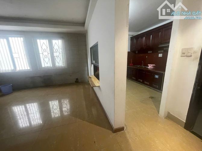 CHO THUÊ NHÀ 2.5 TẦNG  MẶT TIỀN: PHAN ĐĂNG LƯU - HẢI CHÂU - 8