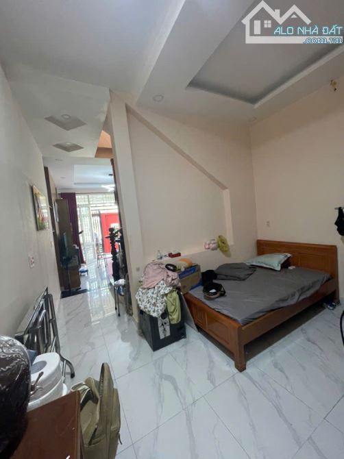Bán Nhà Đẹp 125m2, 5PN - Ngang 7,5m - Lê Văn Lương - Gần Cầu Gạch Tôm - Chỉ 3 Tỷ - 9