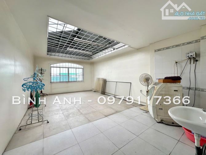 Bán gấp nhà mặt đường Phương Lưu - Đông Hải - Vị trí đẹp - 9