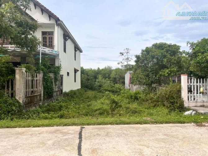 📣 Bán đất KQH Nguyễn Khoa Văn. Phú Bài. 🔻Vị trí: khu biệt thự Nguyễn Khoa Văn.Gần trường