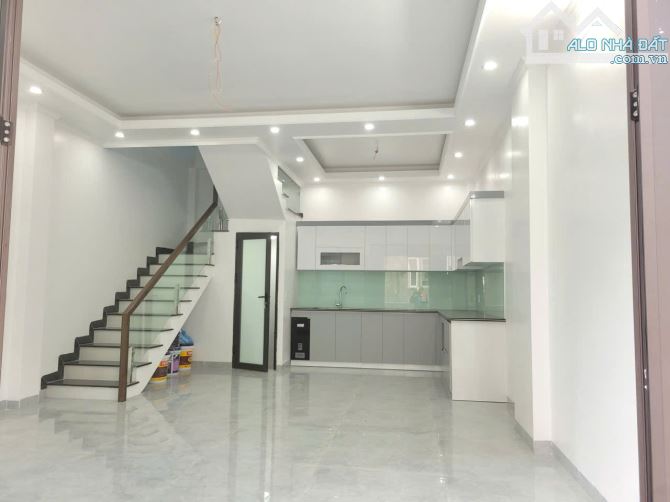 Bán Nhà 3.5 Tầng móng cọc bê tông Nguyễn Lương Bằng Đẩu Sơn kiến An Hải Phòng giá 1.95 tỷ