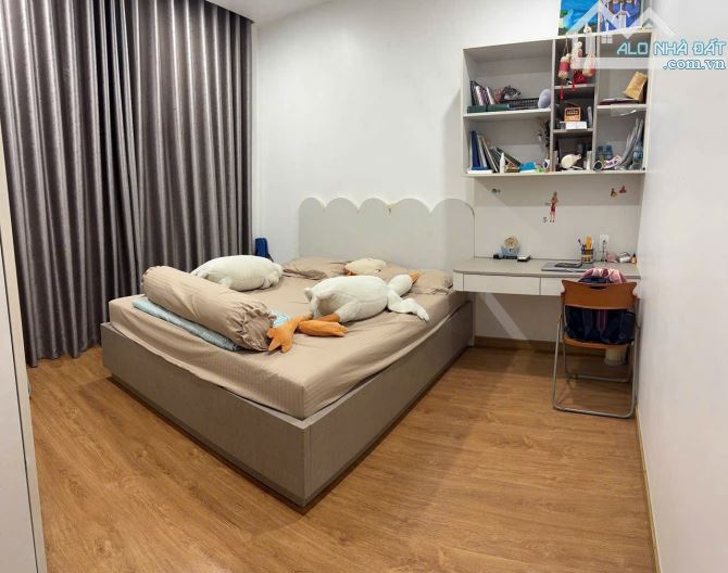 BÁN NHÀ HẺM XE HƠI QUẬN 11, KẾT CẤU TRỆT 3 LẦU, GỒM 4 PHÒNG NGỦ, 5WC, SÂN THƯỢNG, 12 TỶ