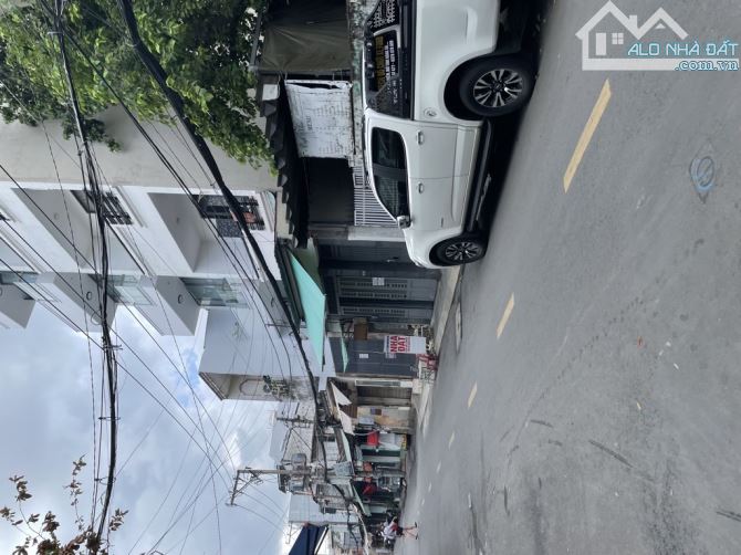 Bán nhà 2 tầng đường Nguyễn Văn Công phường 3 quận gò vấp