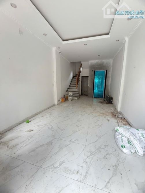 NHÀ MỚI LIÊN MẠC,OTO ĐỖ CỔNG,32 M - MT 4,5m , 5TẦNG , GIÁ NHỈNH 5  ĐỒNG