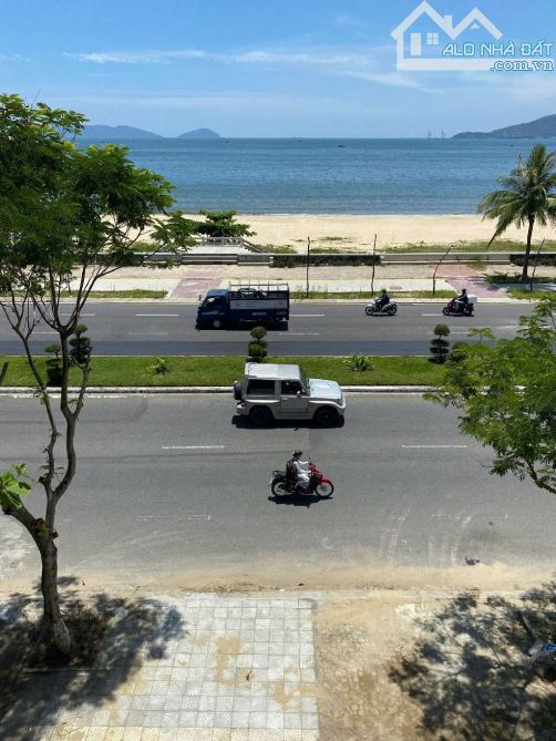 SIÊU PHẨM NHÀ 3 TẦNG MẶT TIỀN BIỂN NGUYỄN TẤT THÀNH -VỊ TRÍ TUYỆT VỜI NGAY TRUNG TÂM THANH