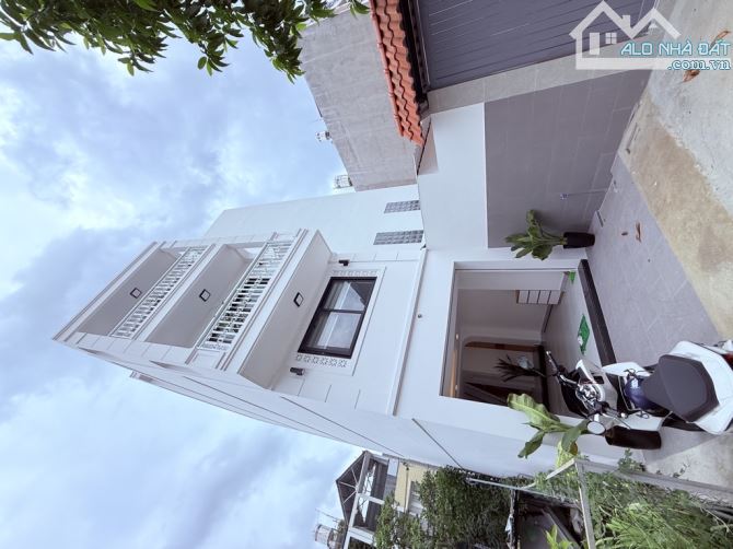 Bán nhà 2 mặt hẻm ô tô ngủ trong nhà, thống nhất, phường 16, gò vấp, 60m2, giá 8.x tỷ