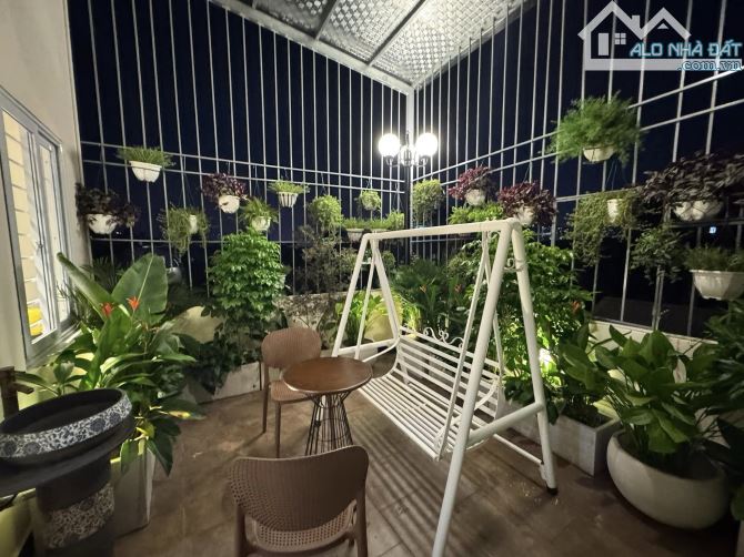 Nhà đẹp dân xây mới 5 tầng, 45m, ở sướng, kinh doanh đỉnh cao, Khương Đình