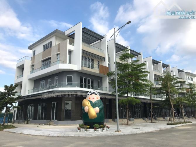 BÁN NHÀ 4 TẦNG – CHỐT LỜI CỰC MẠNH NGAY TRUNG TÂM HUẾ. HOÀNG QUỐC VIỆT. HUẾ