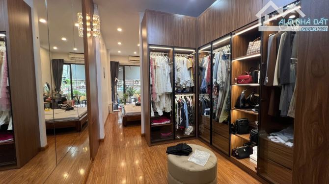 Nhà đẹp dân xây mới 4 tầng, 63m, ở sướng, kinh doanh đỉnh cao, Khương Đình