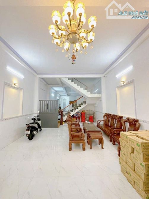 Cho thuê nhà nguyên căn mặt tiền Mặc Thị Bưởi, BMT, Đắk Lắk