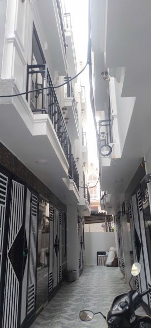 Bán nhà phố thượng thanh 5 tầng ngõ nông oto đỗ gần