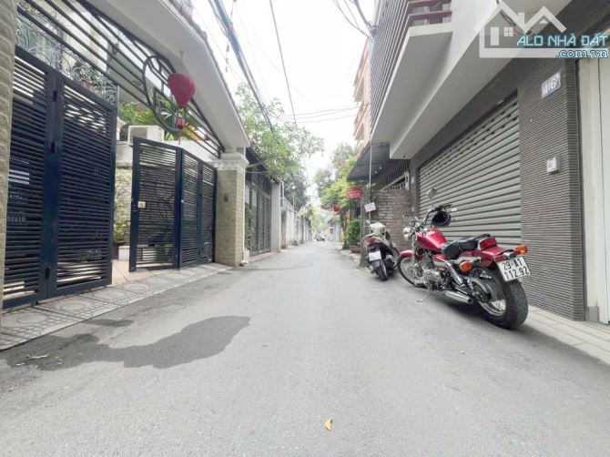 SIÊU PHẨM TỨ LIÊN - ÂU CƠ: GARA Ô TÔ - THANG MÁY - GIÁ CỰC SỐC!  📏 Diện tích: 139m² x 6