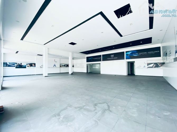NGUYỄN VĂN LINH 15M NGANG -310M đẹp - NGAY CÁC THƯƠNG HIỆU CHUỖI