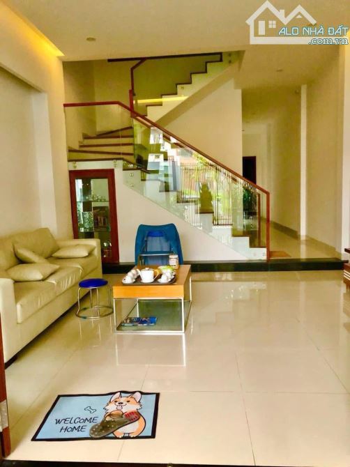 Cho thuê nhà 3 tầng đường Bình Minh - Ngay Cầu Rồng, Hải Châu, ĐN